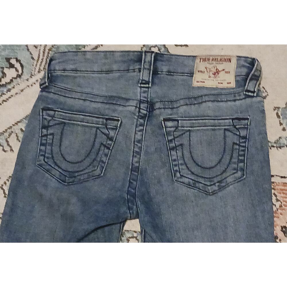 True Religion Riley Low-rise Knee Length Shorts Womens 26 26Wx13L EUC! - Picture 3 of 8
